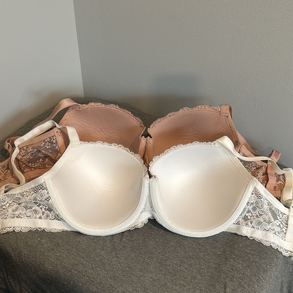 (2) Victoria Secret bra - Picture 2 of 2